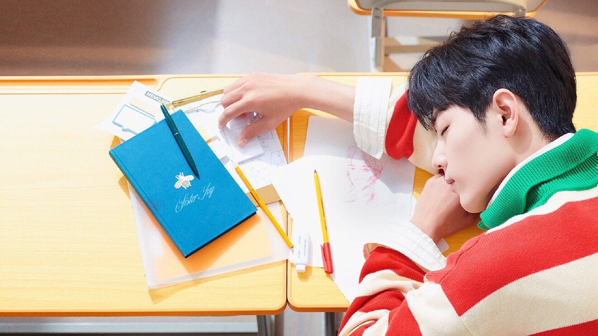 湖北男篮抢眼表现,队员拼尽全力奏响胜利之歌!,湖北男篮球员