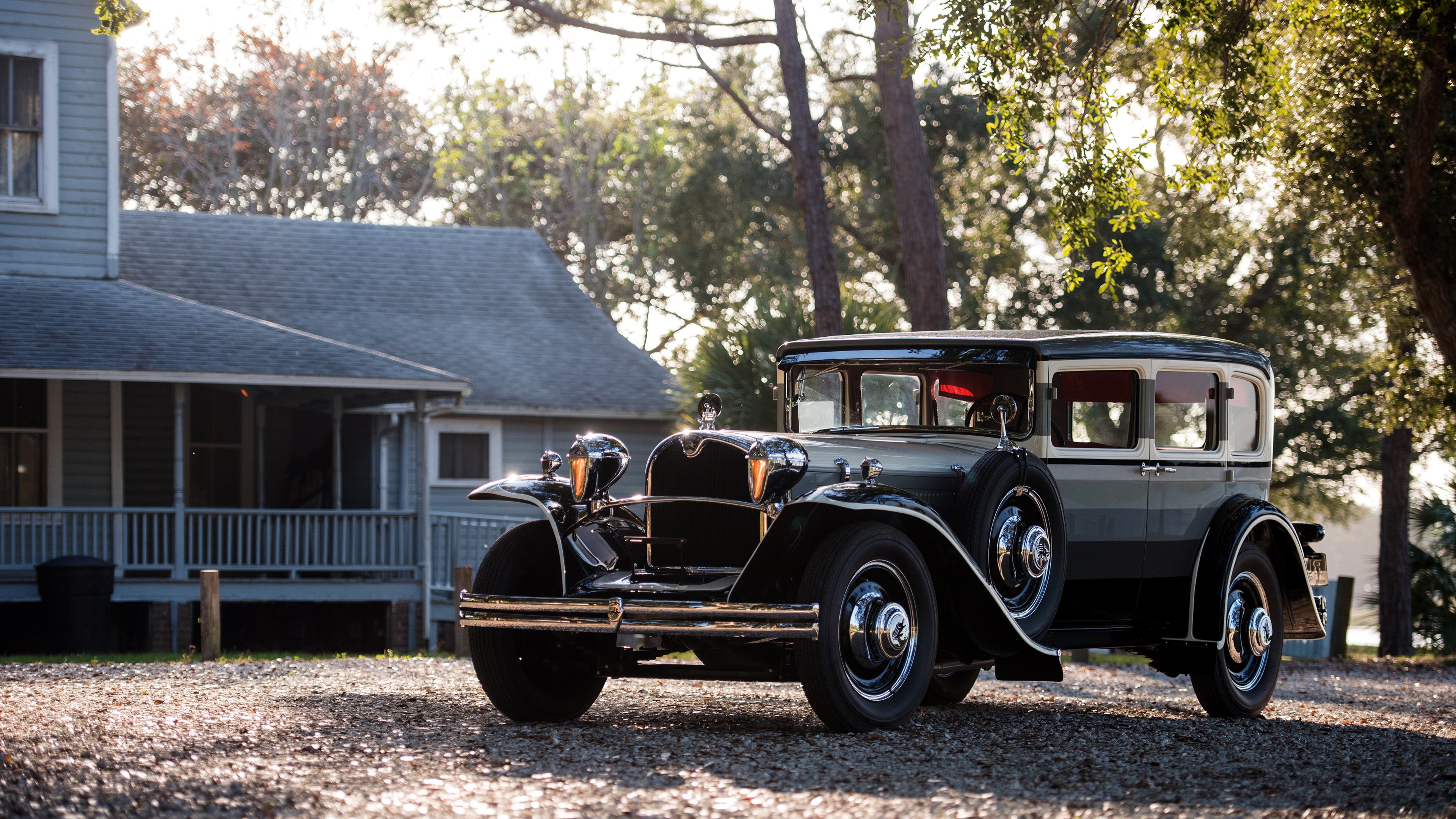 瓦伦西亚主场大胜拉科鲁尼亚在西甲继续领先,瓦伦西亚 主场