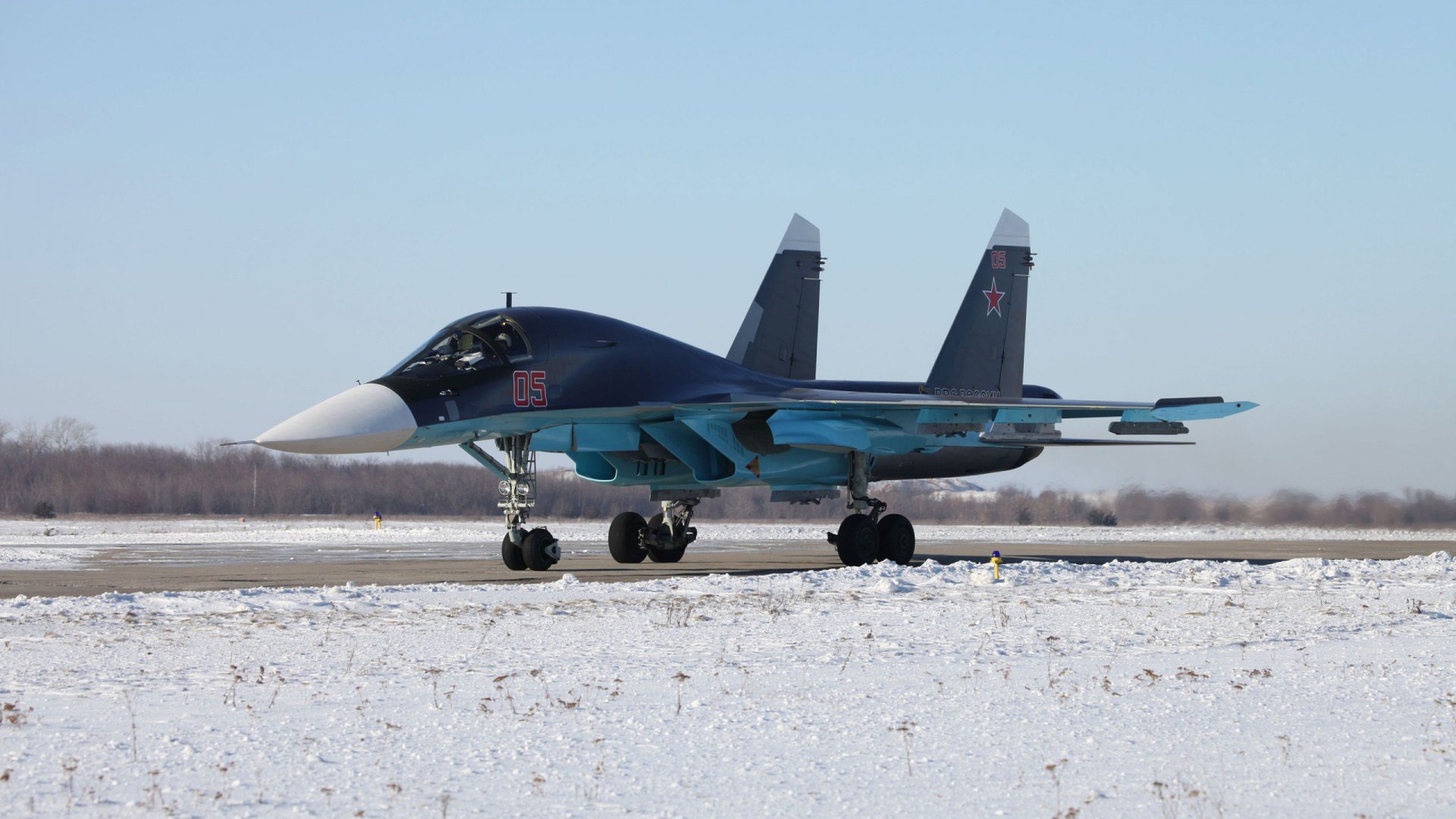 意大利马术队在2024年欧洲三项赛锦标赛中以“Team Spirit”马匹获得团体银牌,展现强大实力。