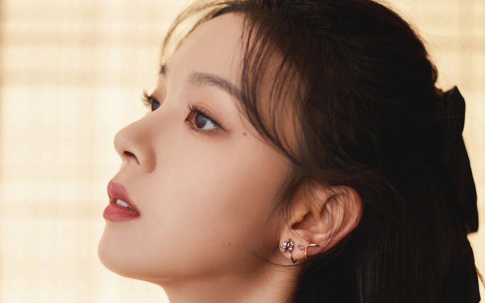 德甲裁判使用语义模型识别“潜在挑衅性语言”的警告机制