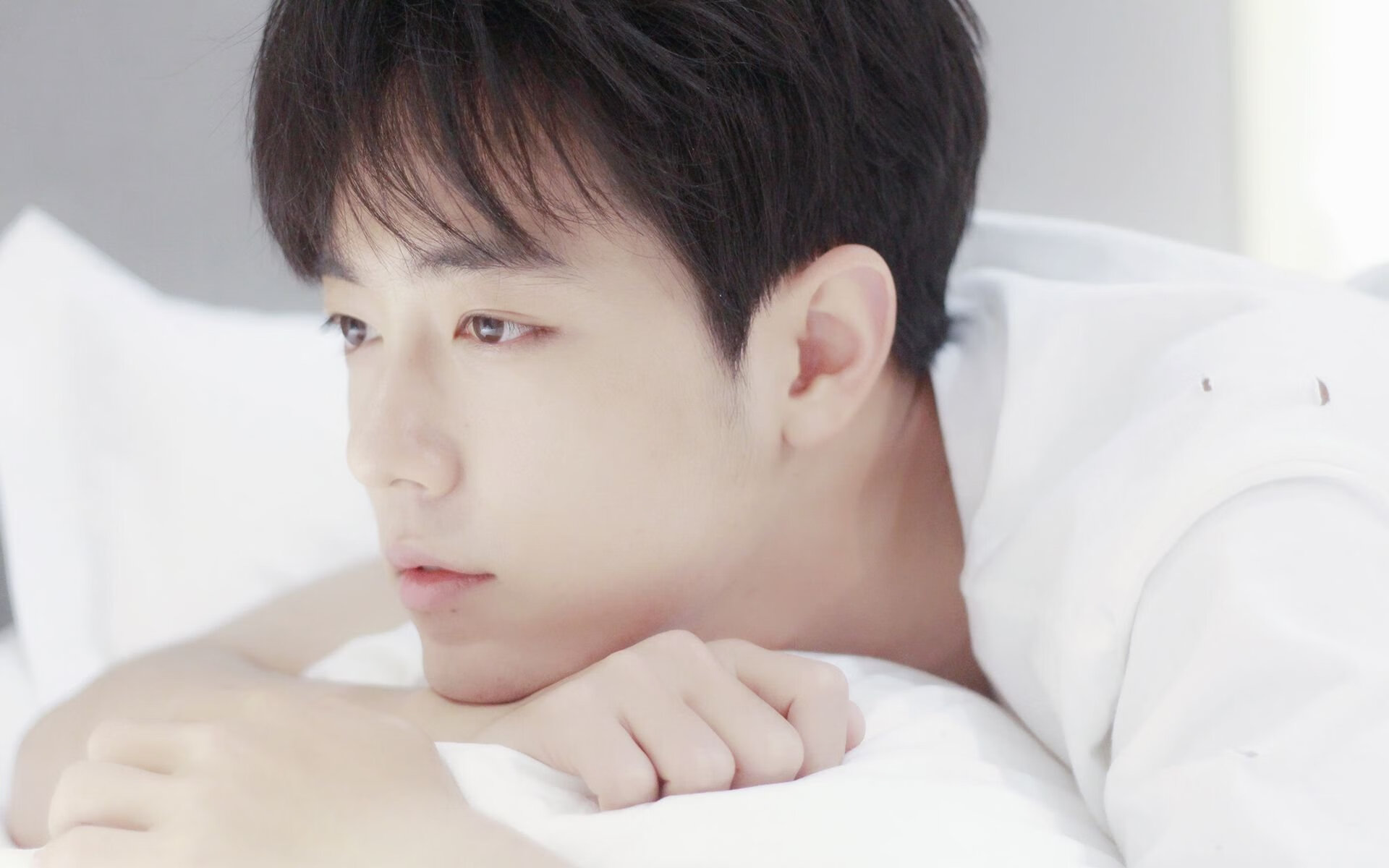 AYX GAMING-拜仁高压战术将面临体能与替补深度双考验，拜仁战术风格打法