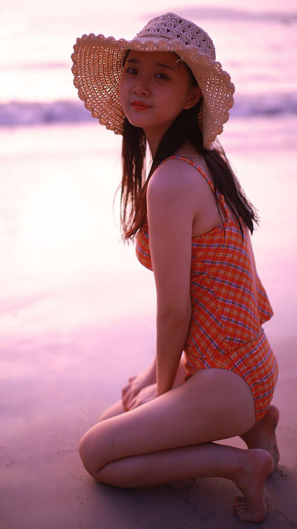 男子200米蝶泳选手表现稳定,男子两百米蝶泳