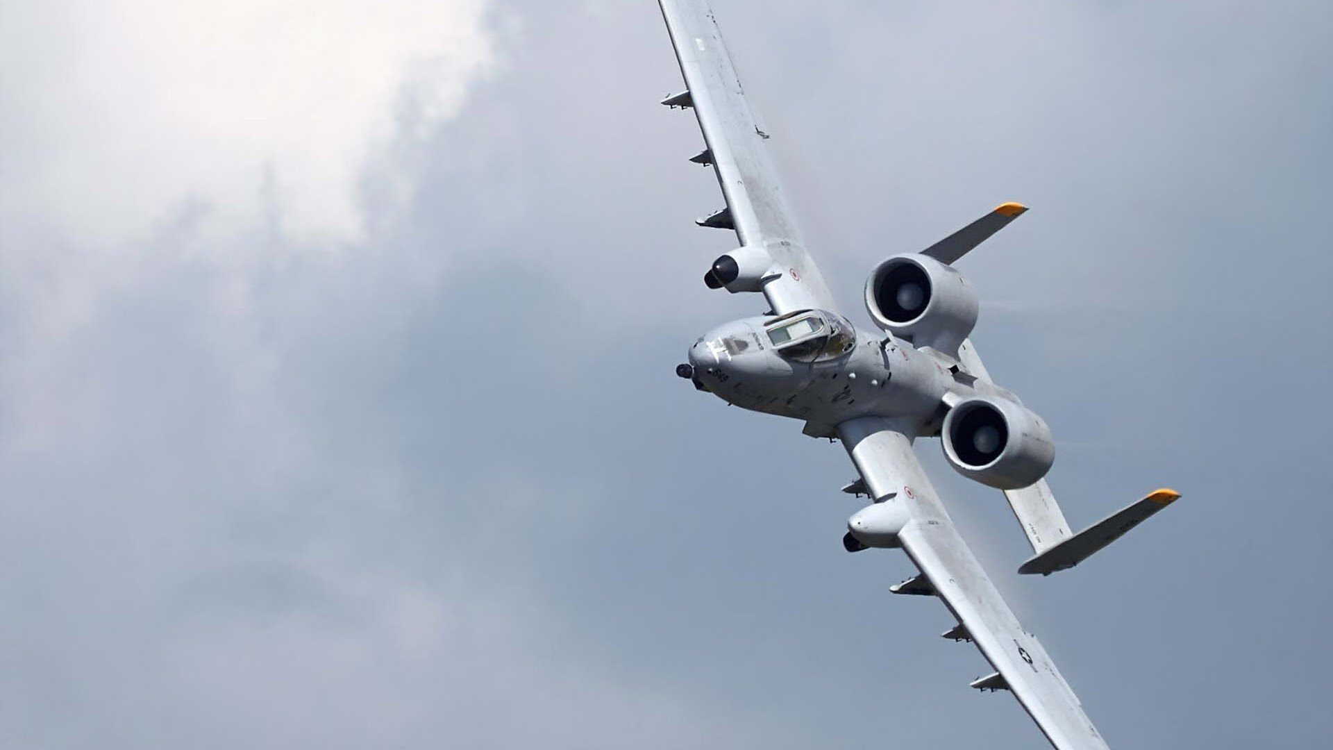 诺埃·庞蒂冲刺阶段技压群雄，庞蒂克菲耶罗